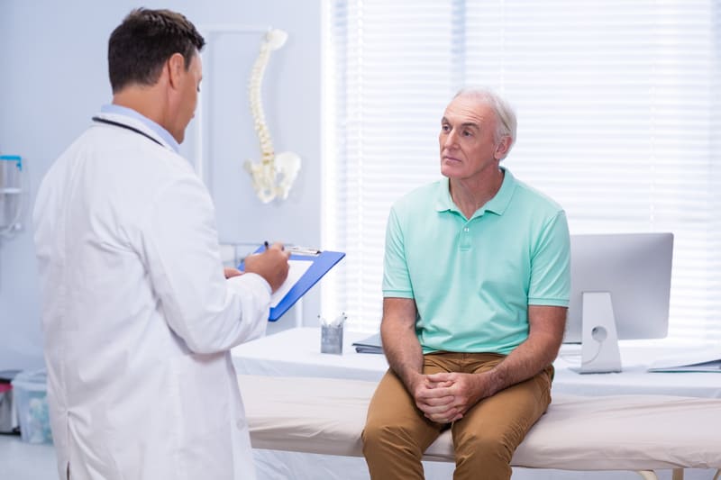 medic consulta senior